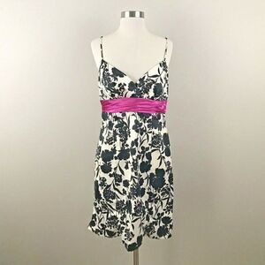Blondie Nites Size 9 Juniors Dress Black Ivory Mini Floral Print Profess. Hemmed